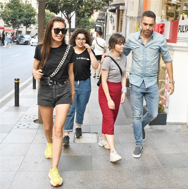 نسليهان أتاجول تحدثت مع زوجها قادر دوغولو عن صورة شريكها في التمثيل