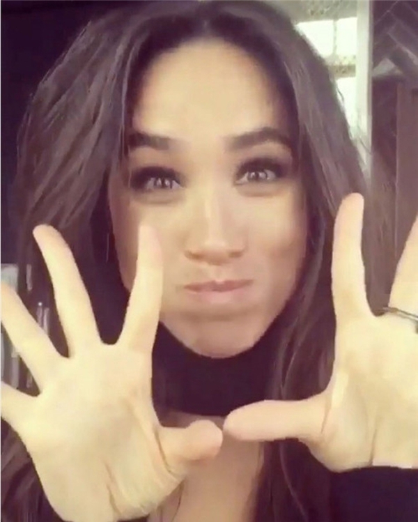 Prens Harry ile Meghan Markle, önce Instagram'da tanışmışlar