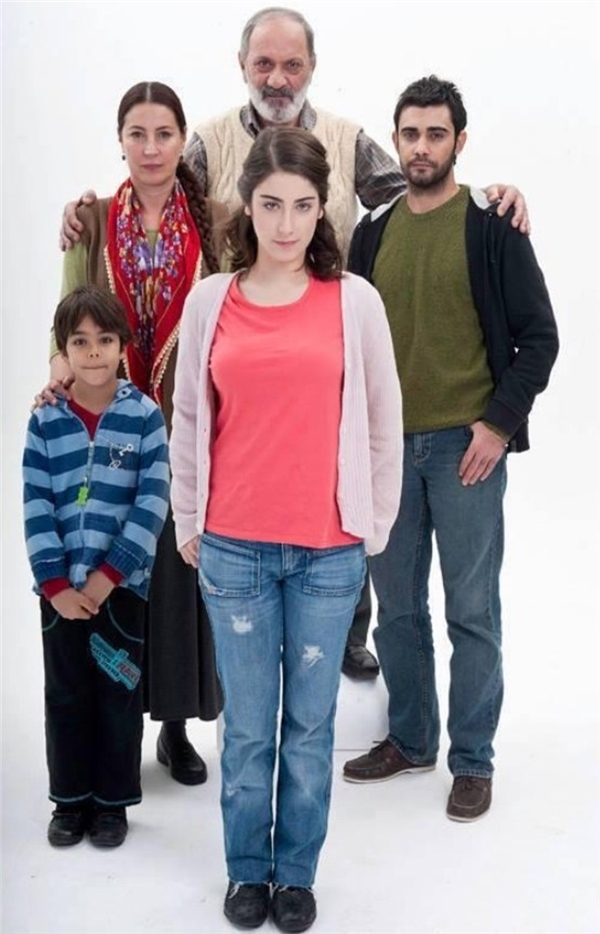 Usta oyuncu Metin Çekmez son yolculuğuna uğurlandı