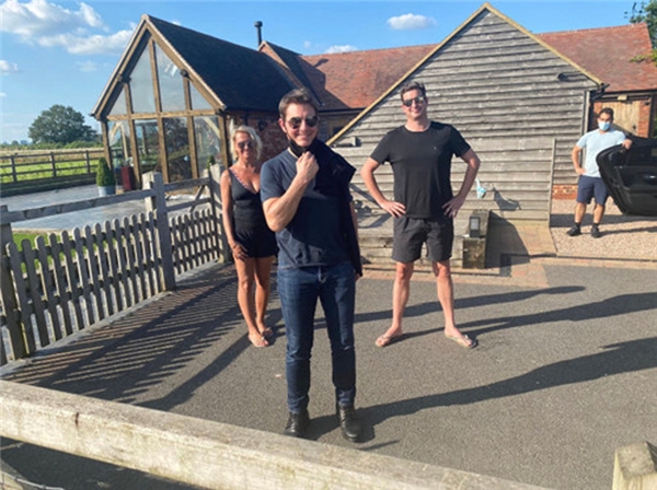 Görevimiz Tehlike 7'de aksilikler bitmiyor: Şimdi de Tom Cruise soyuldu!