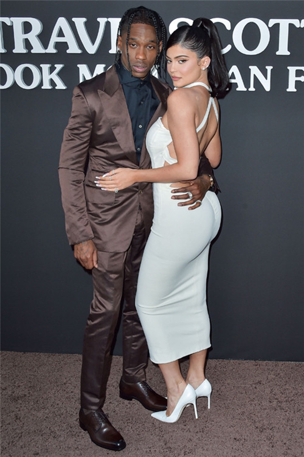 Son günlerin gündemdeki çifti: Bu ilişkinin benzeri yok