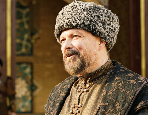 Eski halinden eser kalmadı! Yılan Hikayesi'nin Rambo Berk'i şimdi görenleri şaşkına uğratıyor